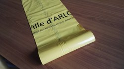 Arlon : un sac poubelle jaune pour les commerçants
