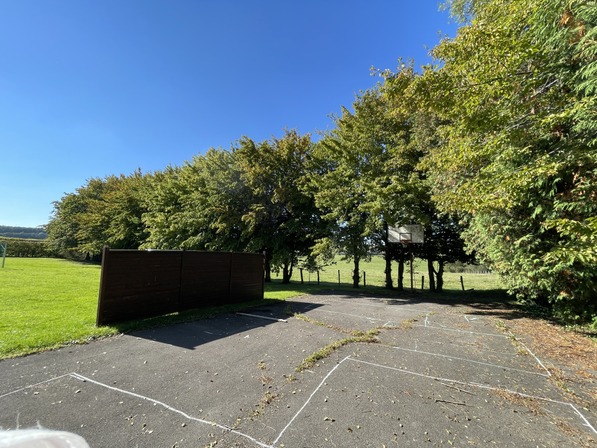 Terrain de basket - Pré en Bulles