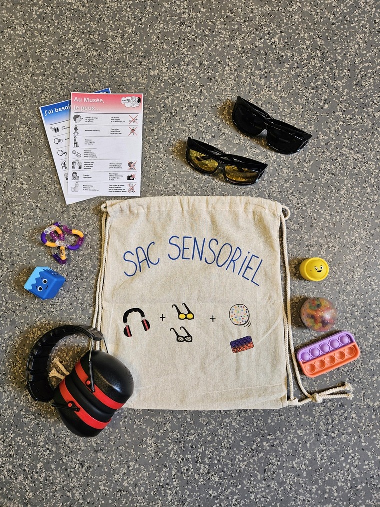 Sac sensoriel et objets qu'il contient