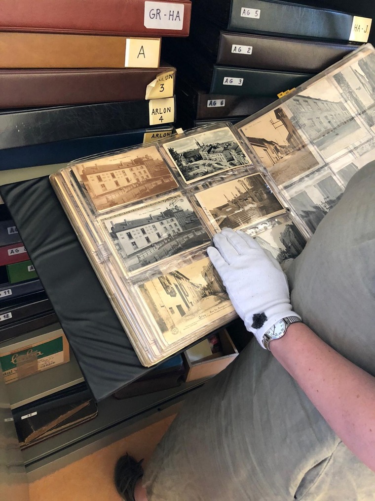 Le fonds des cartes postales anciennes